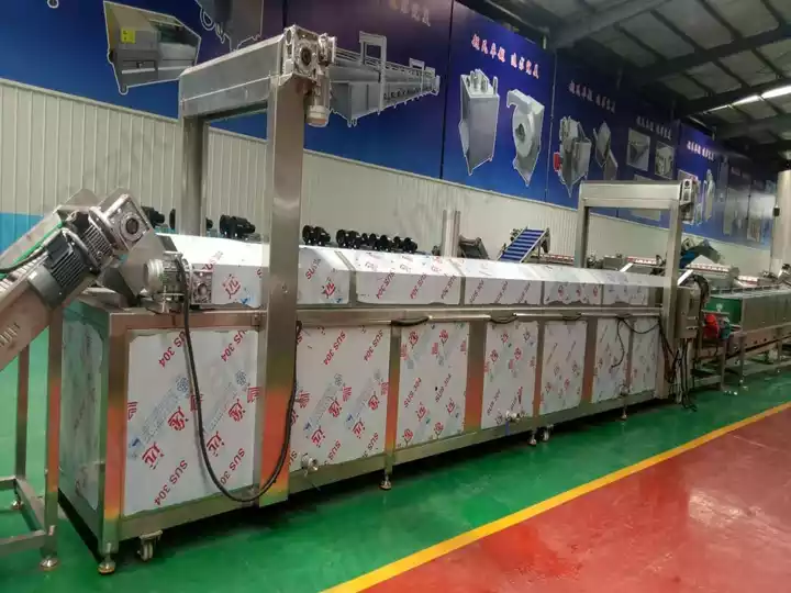 automatic oil feeding continuous frying machine