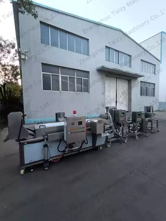 Continuous fried food production line for meat and vegetable patties