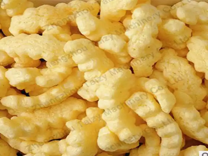 twisted puffed snack
