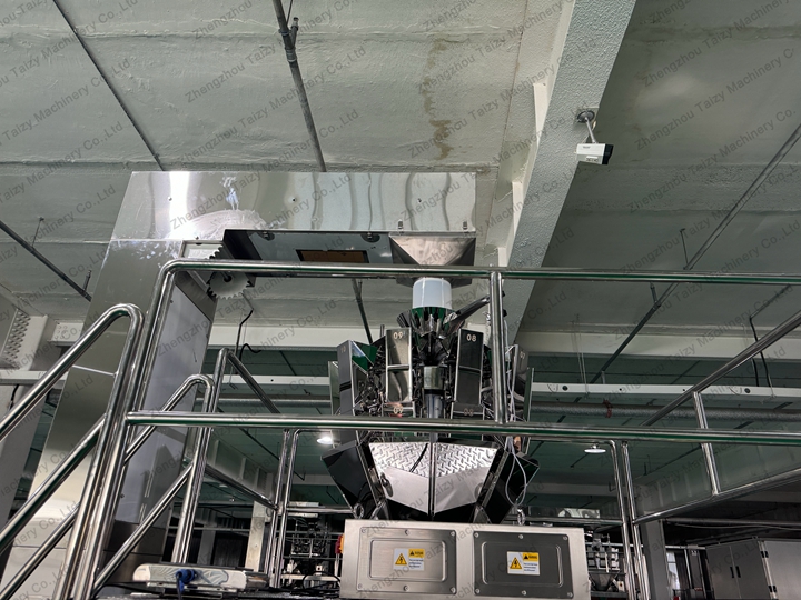 10 heads combination scale packaging machine for snack food